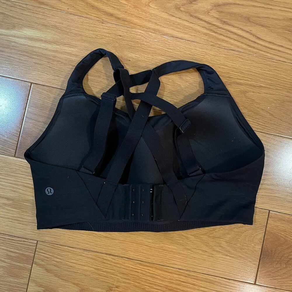lululemon Energy Bra *High Support, B-G cups in Black, (never worn!) - Picture 2 of 3